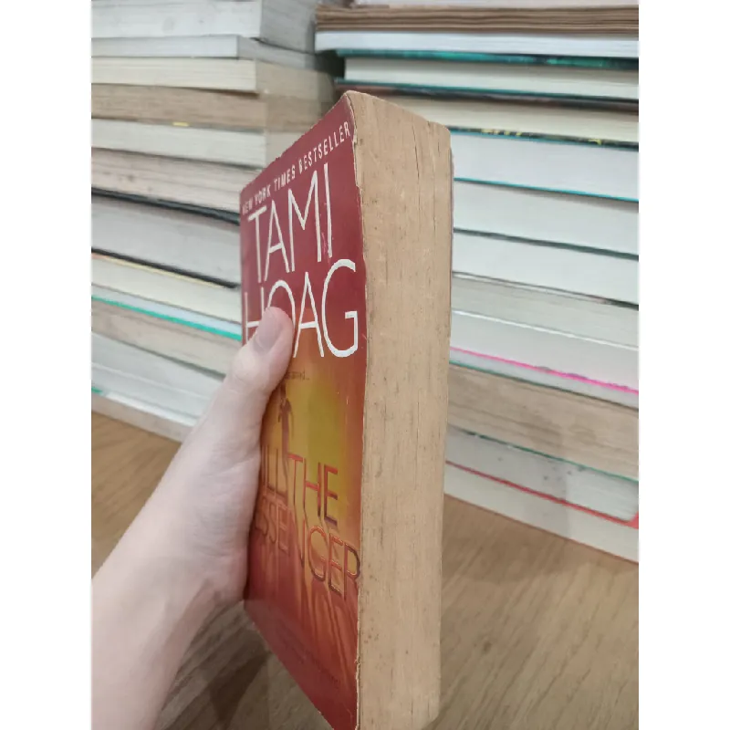 Kill the messenger - Tami Hoag 716410