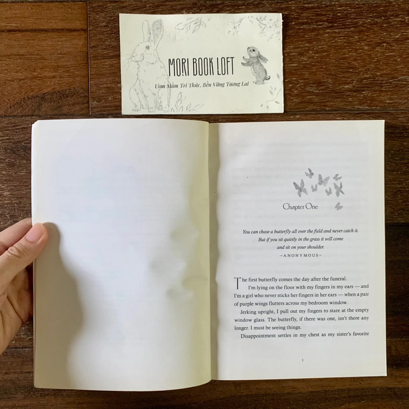 Sách ngoại văn When the Butterflies Came – Reading Level Grade 5, Used 538097