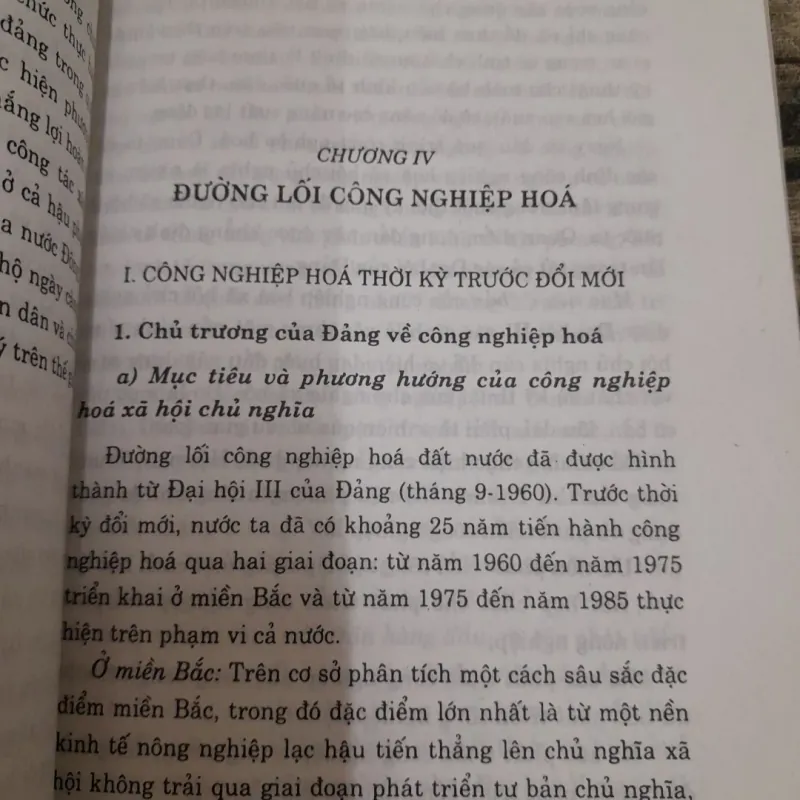 Giáo trình Đường lối Cách Mạng của Đảng CSVN. PGS Tiến sỹ Đinh Xuân Lý.  750897