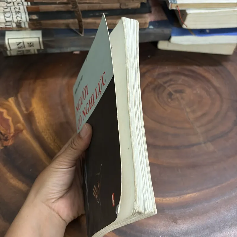 II Sách Kỹ Năng: Người Có Nghị Lực - Hoàng Xuân Việt - 2005 1039550