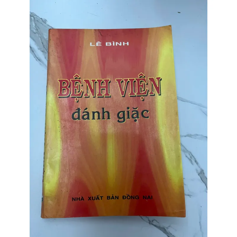 Bệnh viện đánh giặc — Đại tá Lê Bình - có chữ ký 1023795
