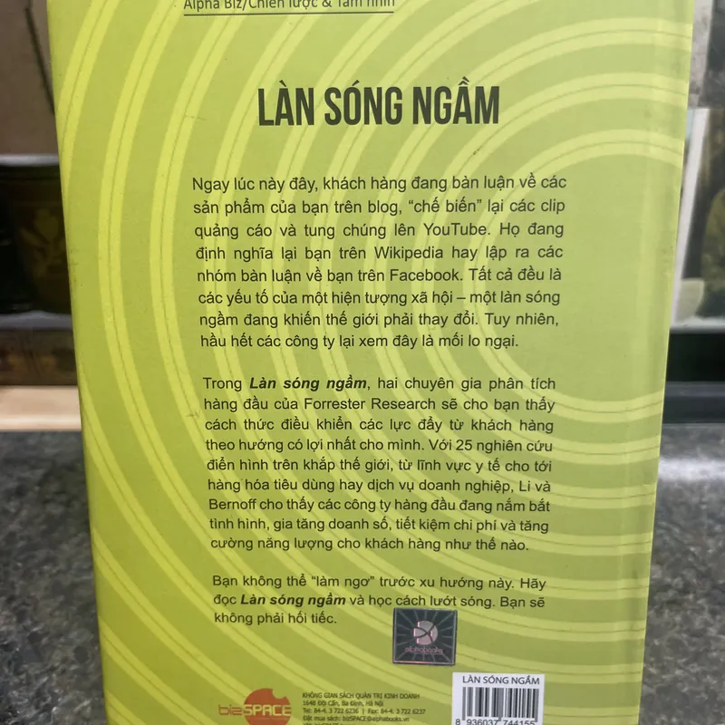 Làn sóng ngầm Charlene Li và Josh Bernoff 713272