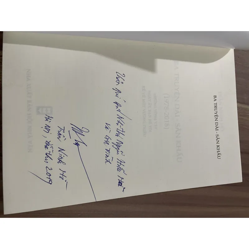 Trần Ninh Hồ - Truyện dài Sân khấu 1978-2018 - chữ ký tác giả  696962