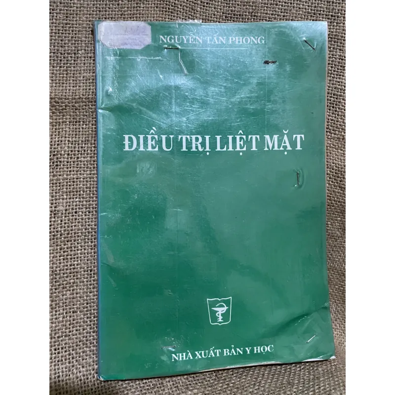 Điều trị liệt mặt - bác sĩ Nguyễn Tấn Phong - sách y khổ lớn  989694