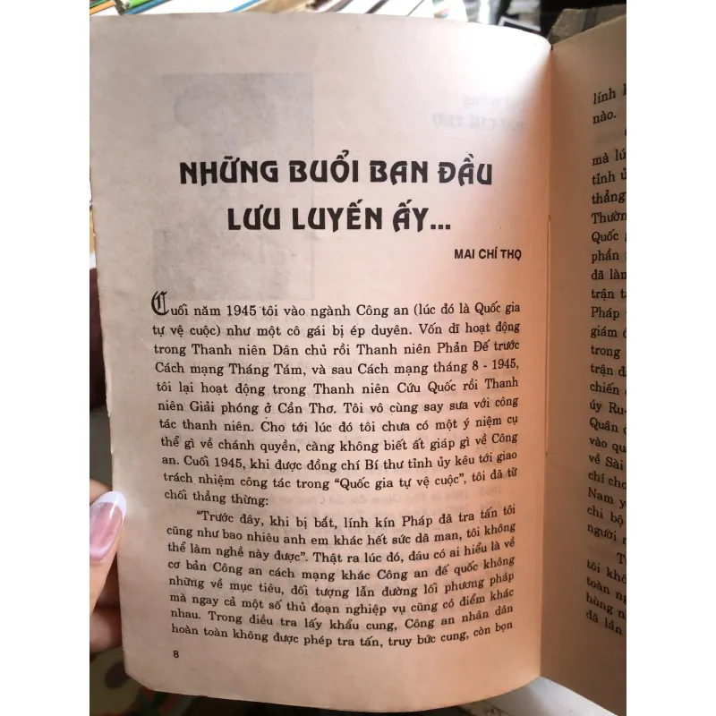 Kỷ niệm sâu sắc trong đời công an - Nhiều tác giả 1002980