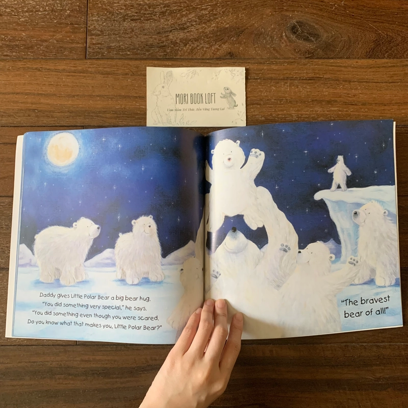 Sách ngoại văn Bear's Magic Moon, Used 423002