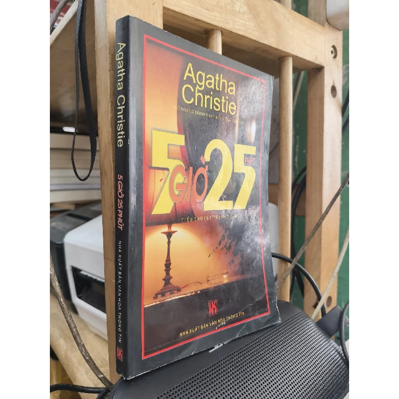 5 giờ 25 phút - Agatha Christie 475355