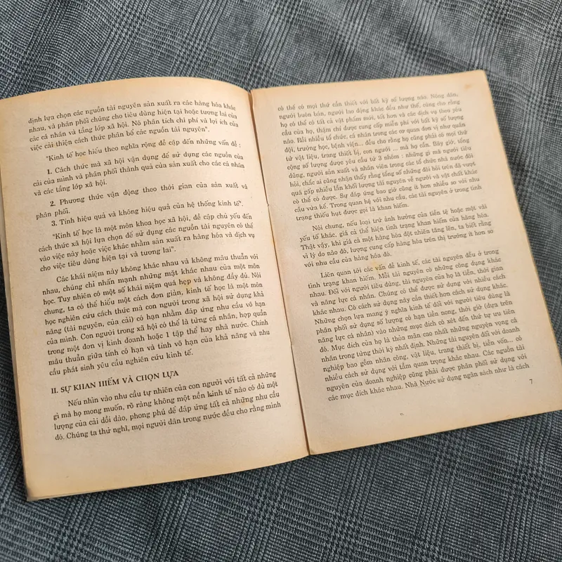 Kinh tế học Vi Mô (Microeconomics) - Trường Đại học Kinh tế TP.HCM - Năm 1993 607268