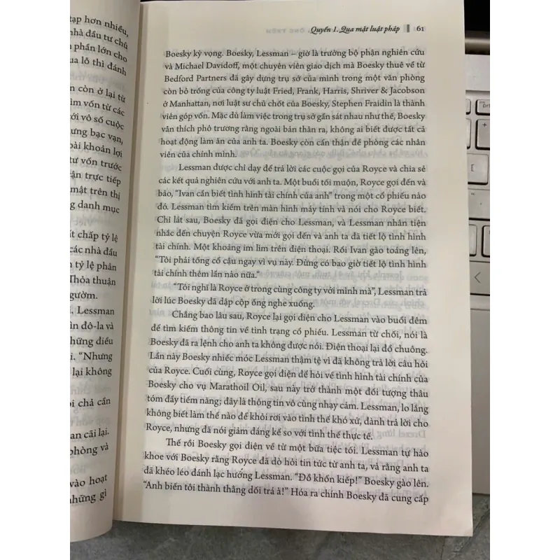 SÀO HUYỆT CỦA NHỮNG ÔNG TRÙM - JAMES B. STEWART 745451