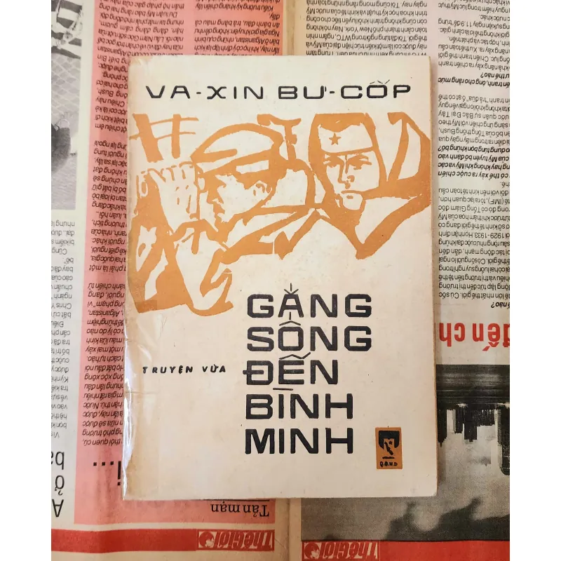 Truyện vừa Liên Xô: GẮNG SỐNG ĐẾN BÌNH MINH (201 trang) 993892