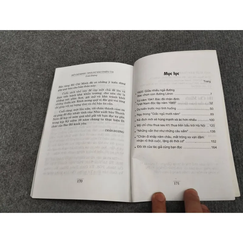 HỒ CHÍ MINH NHÀ DỰ BÁO THIÊN TÀI 990635