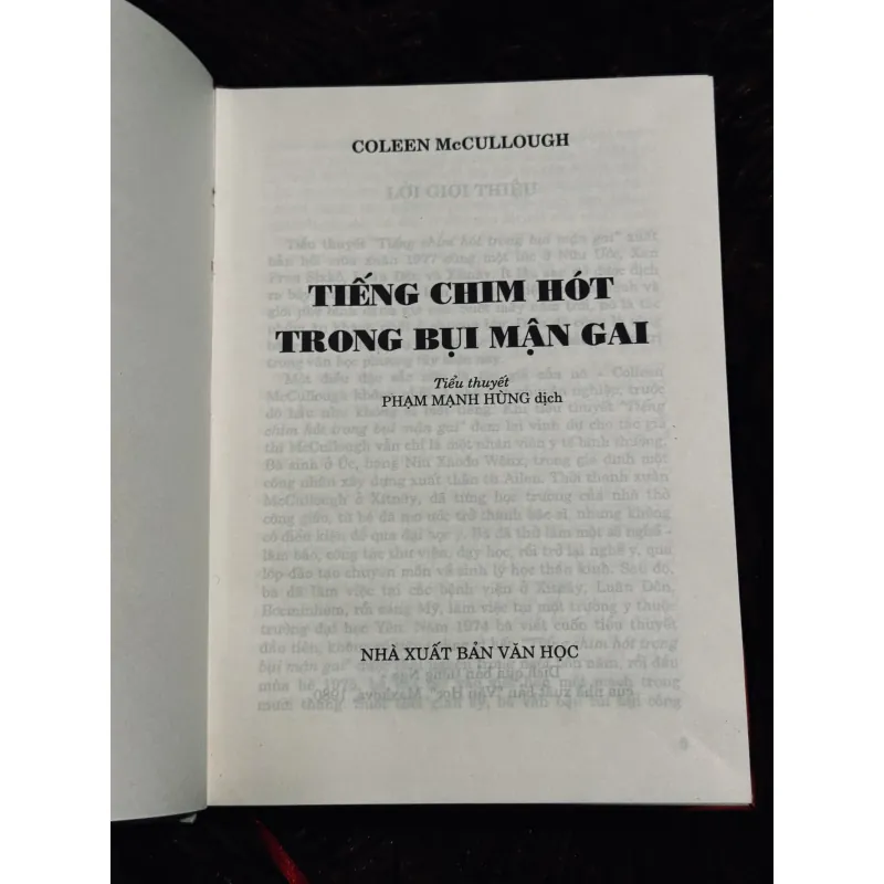 Tiếng chim hót trong bụi mận gai 756482