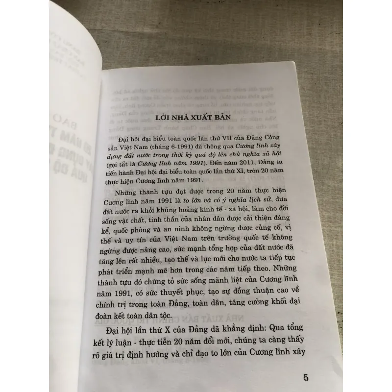 20 năm thực hiện cương lĩnh xây dựng đất nước trong thời kỳ quá độ lên chủ nghĩa xã hội 782147