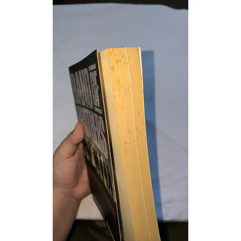 Band of Brothers (sách cũ, hiếm, có làm phim) 748009