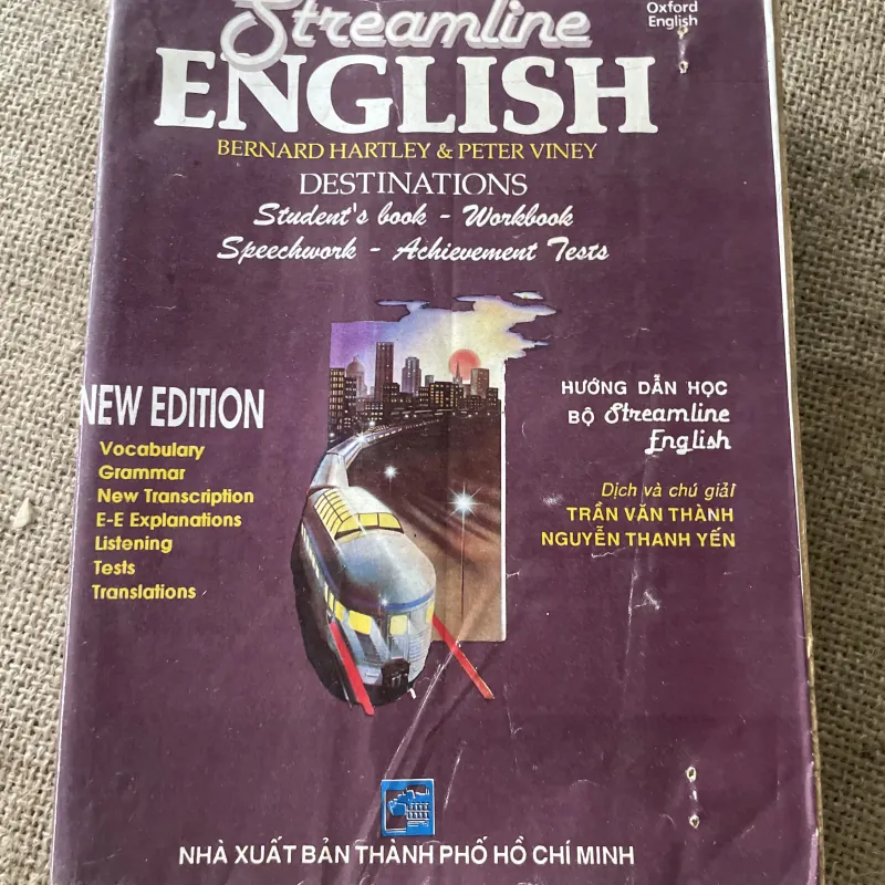 STREAMLINE ENGLISH - BERNARD HARTLEY & PETER VINEY DESTINATIONS 796181