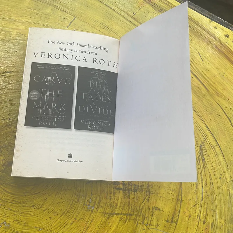 ONE CHOICE CAN TRANSFORM YOU- DIVERGENT- VERONICA ROTH 594509