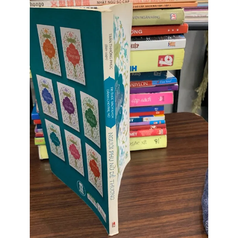 Người Phụ nữ dễ thương- Trần THHồng Phúc 606323