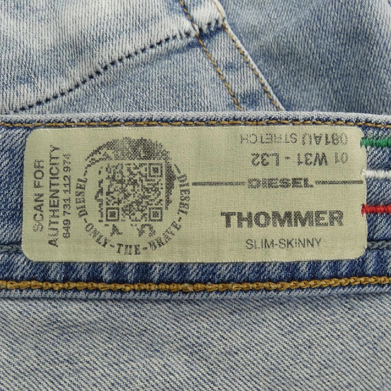 Quần jeans DIESEL - Hàng hiệu Authentic 889962