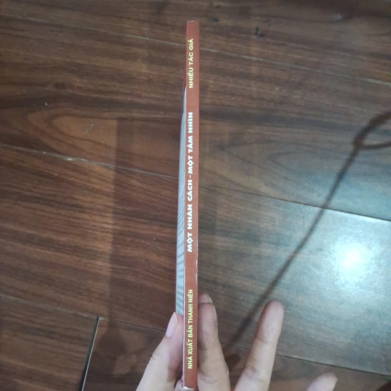 Một nhân cách, mộ tầm nhìn 510139