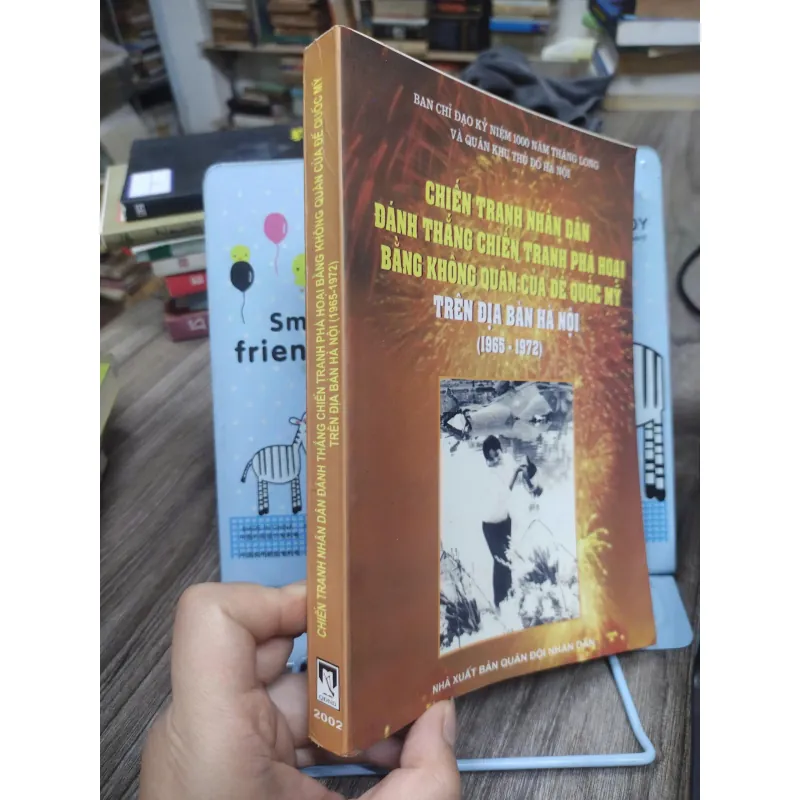 Sách: Chiến tranh nhân dân đánh thắng chiến tranh phá hoại bằng KQ của ĐQ Mỹ (A2) 610014