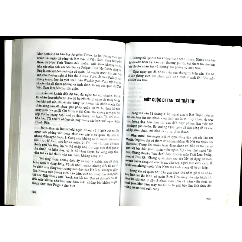 CUỘC THÁO CHẠY TÁN LOẠN ( The Dencent Interval) - FRANK SNEPP 1022136