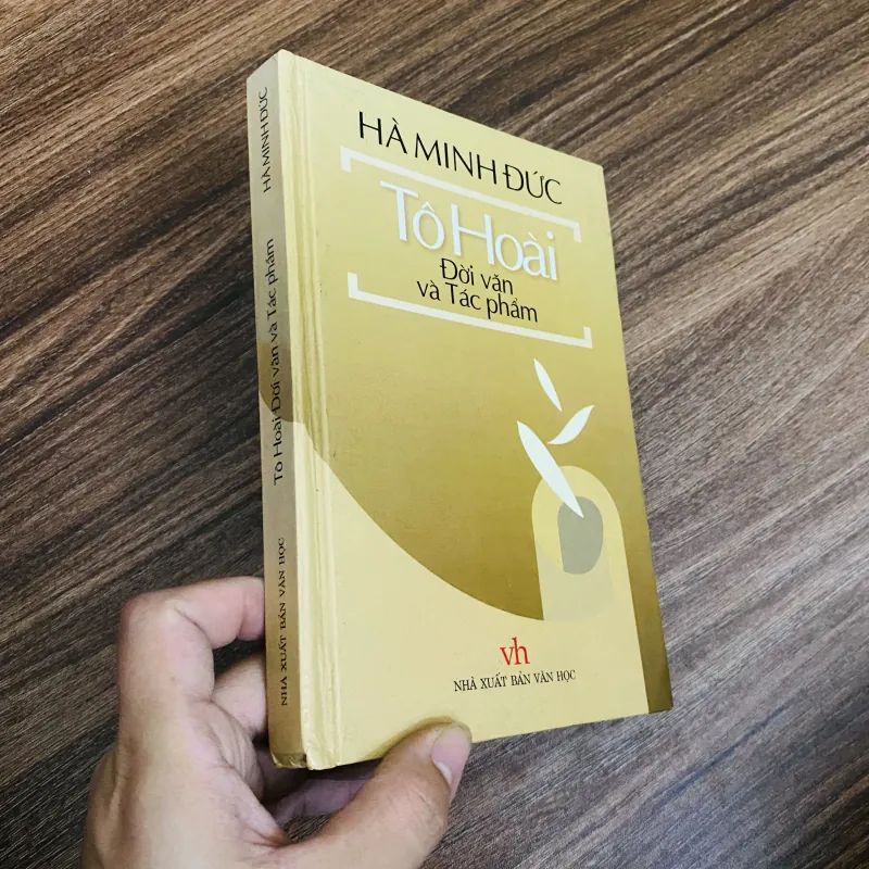Tô Hoài đời văn và tác phẩm - Hà Minh Đức- nxb 2007 1024294