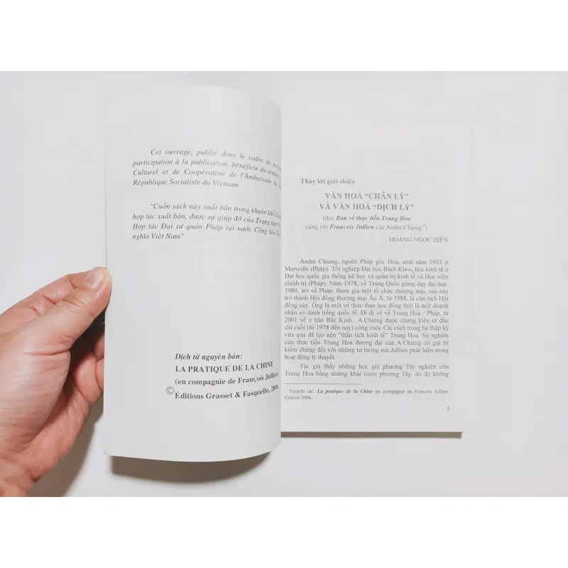 Bàn Về Thực Tiễn Của Trung Hoa Cùng Với Francoise Jullien - André Chieng 785209
