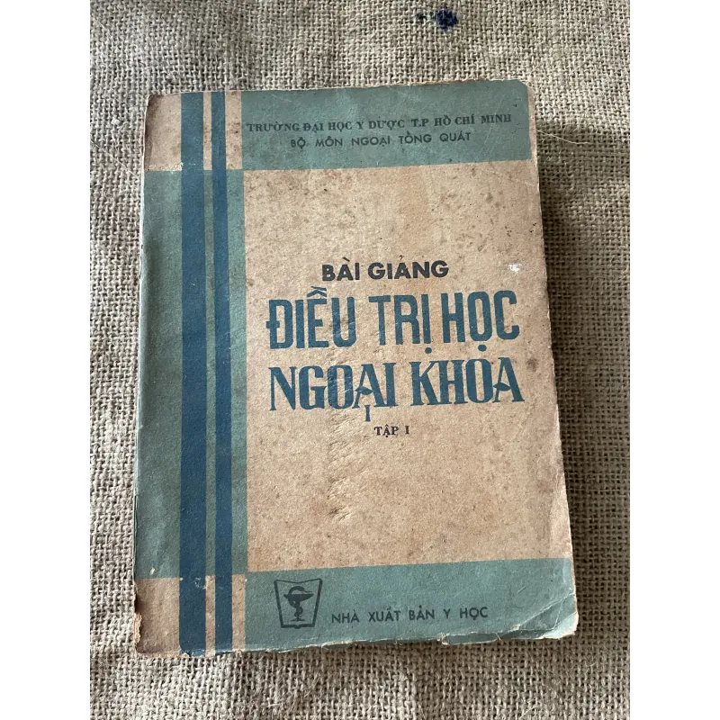 Bài giảng điều trị học ngoại khoa tập 1, gần 400 trang  789599