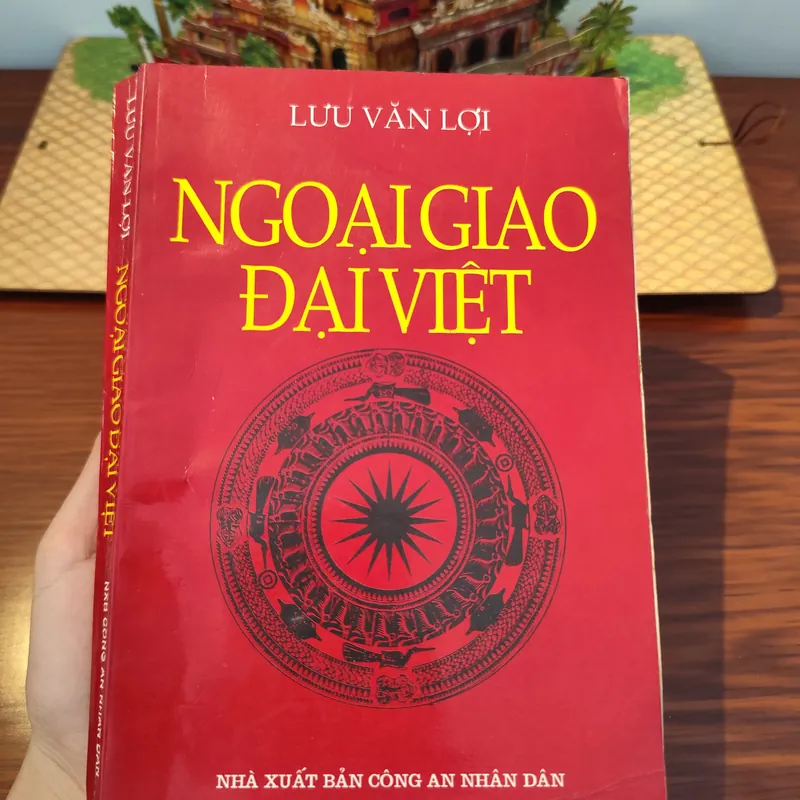 Ngoại giao Đại Việt  561380