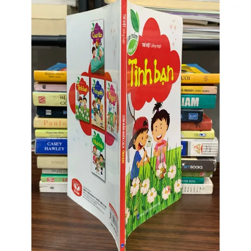 Ươm mầm nhân cách: Tình bạn- Trí Việt 604276