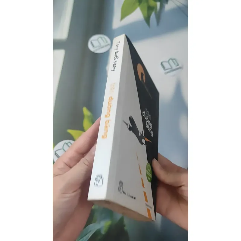 Trên Đường Băng - Tony Buổi Sáng 961234