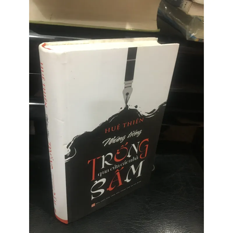 Những tiếng trống qua cửa các nhà sấm - Tác giả Huệ Thiên (An Chi) 972689