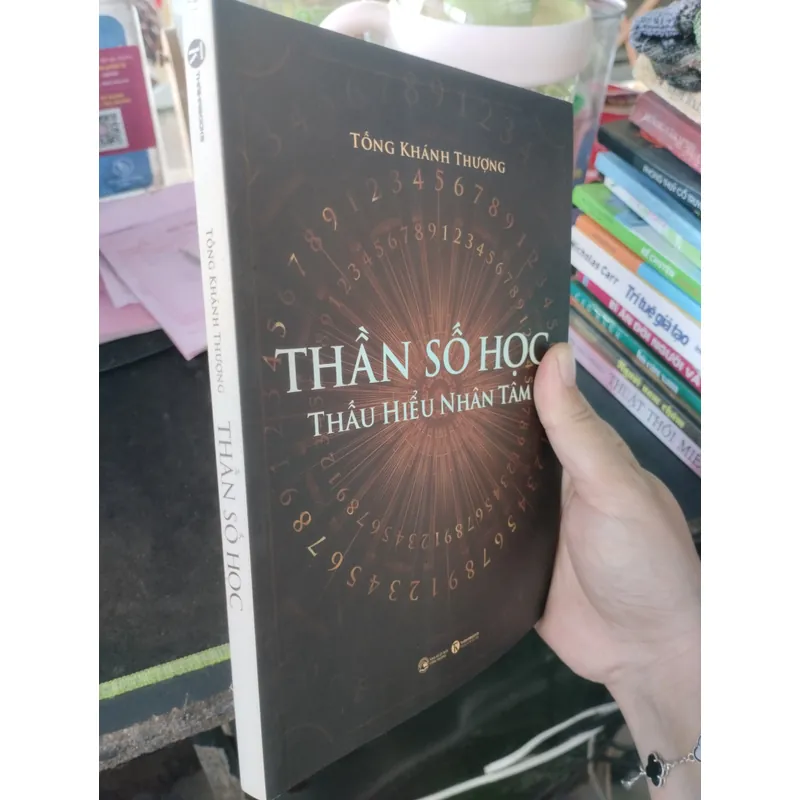 Thần số học: Thấu hiểu nhân tâm" của tác giả Tống Khánh Thượng. 
 695644