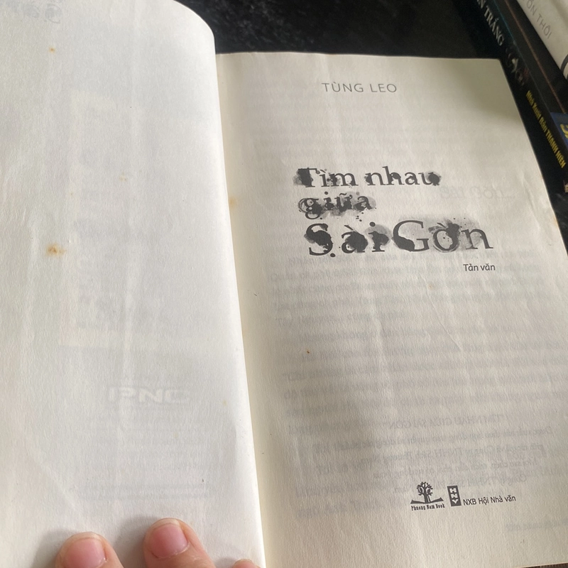 Sách Tìm nhau giữa Sài Gòn - Tùng leo 493170