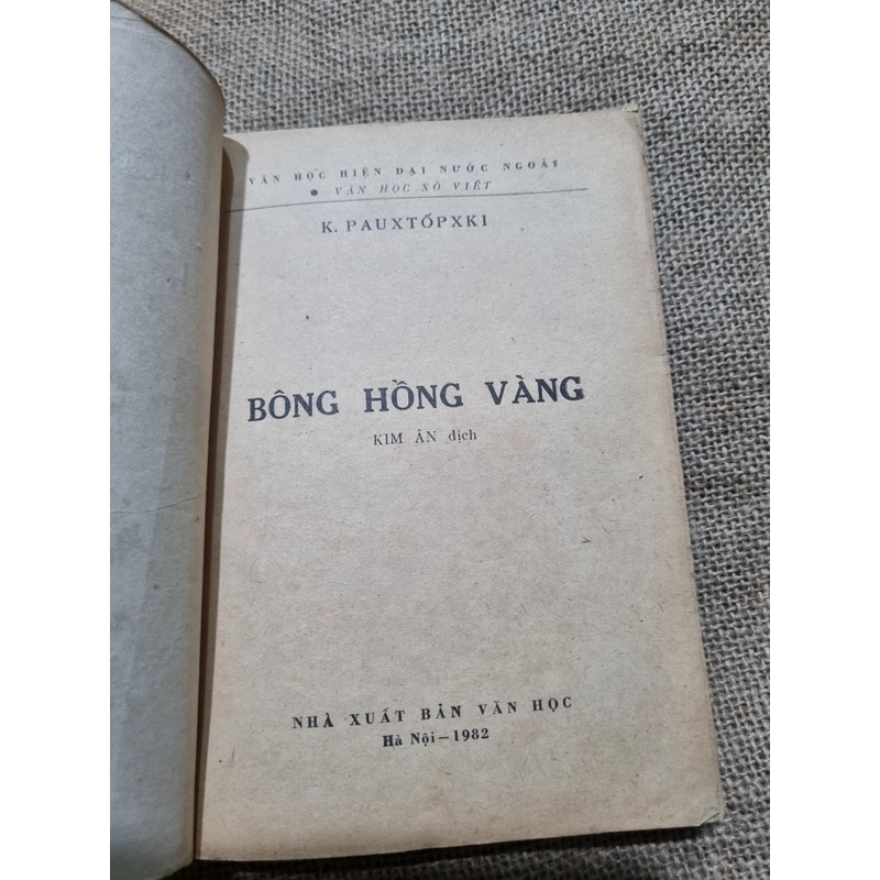 Bông hồng vàng Vũ Thư Hiên dịch  357526