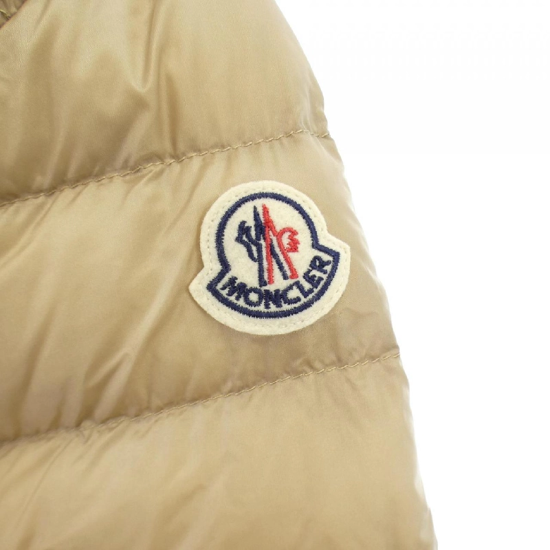 【Sản phẩm mới】Áo khoác lông vũ MONCLER 635692