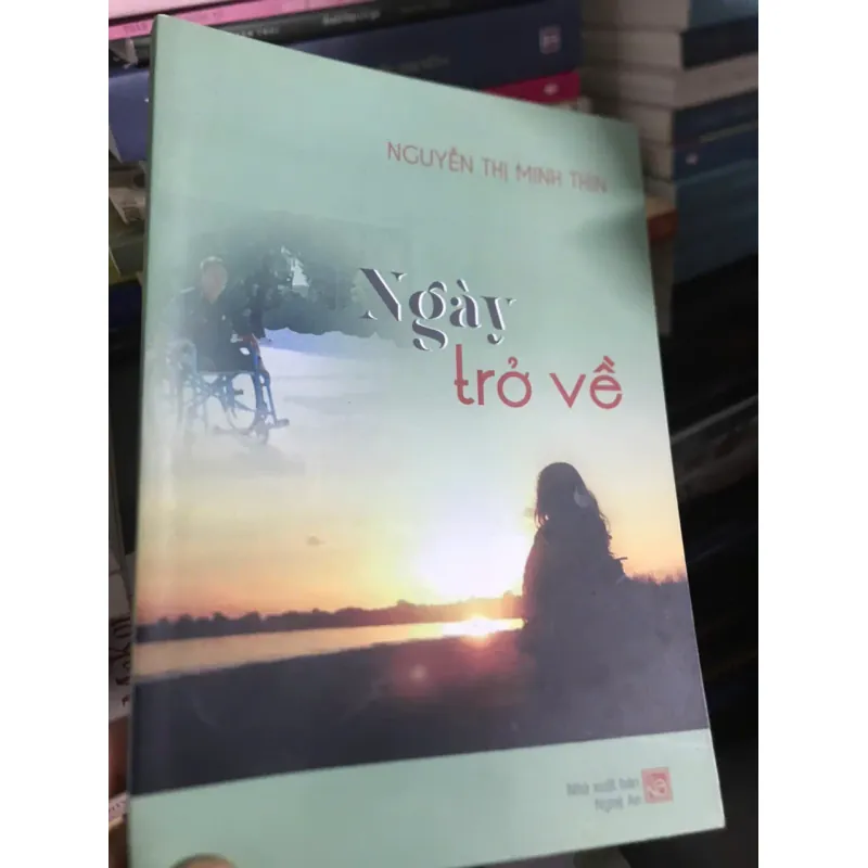 Ngày trở về - Nguyễn Minh Thìn 600023