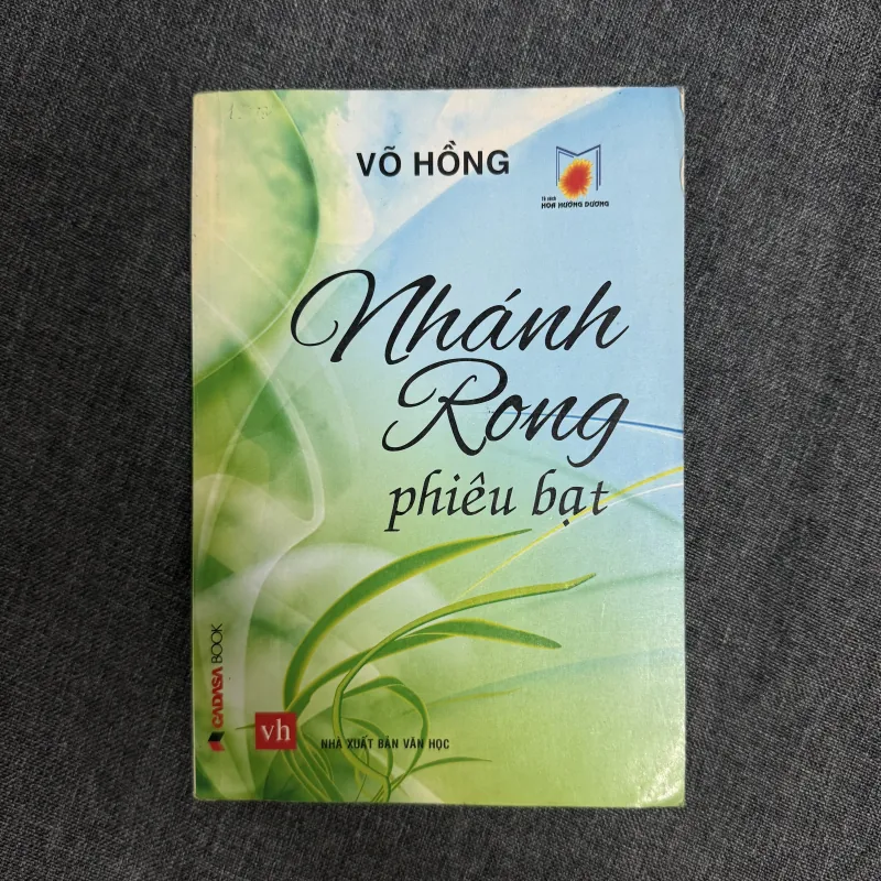 Nhánh rong phiêu bạt - Võ Hồng 1023255