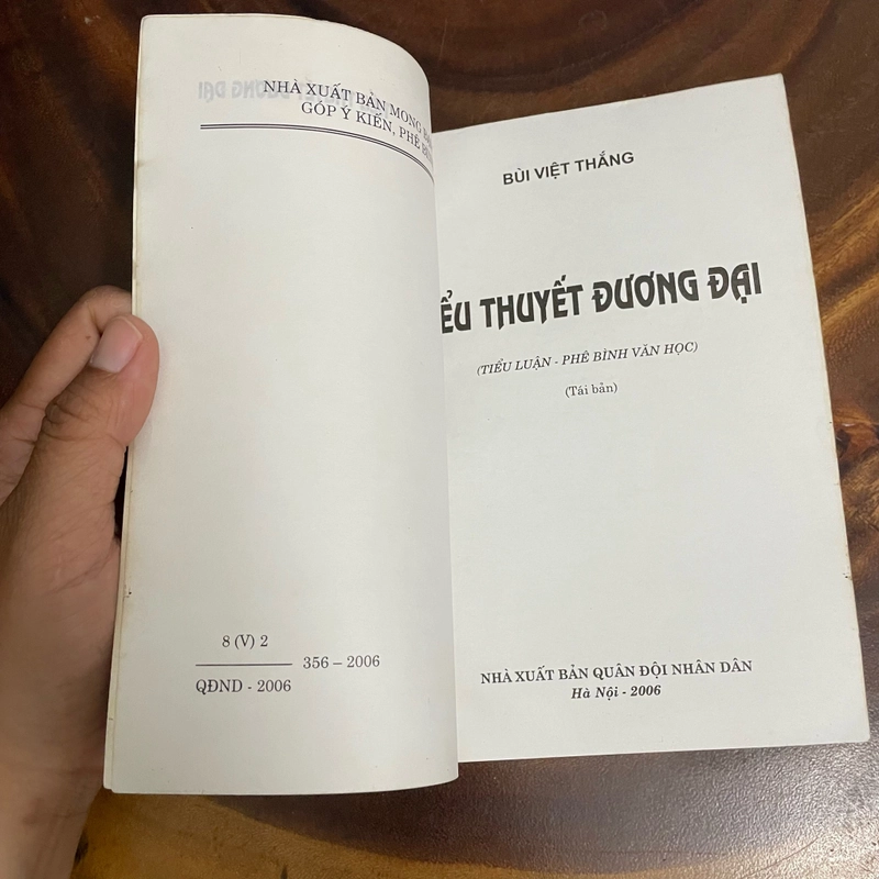 II Tựa sách: Tiểu Thuyết Đương Đại _ Tiểu Luận và Phê Bình Văn Học - Bùi Việt Thắng - 2006 456171