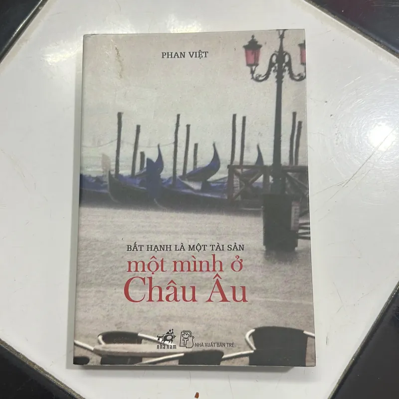 bất hạnh là một tài sản một mình ở Châu Âu  758984