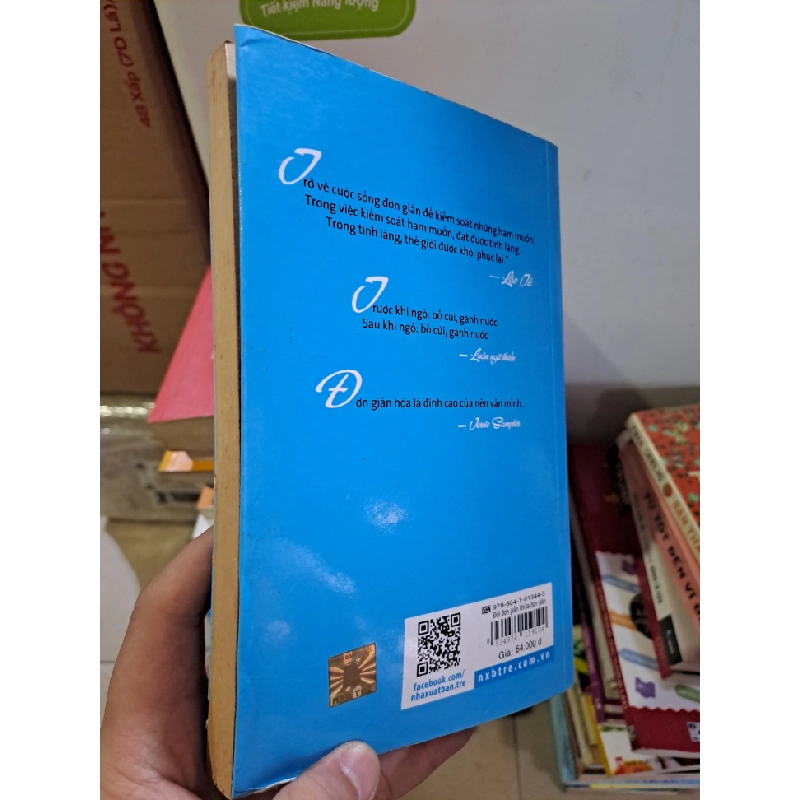 Đời đơn giản khi ta đơn giản mới 80% ố rách bìa nhẹ 2013 HCM2308 KỸ NĂNG 541482