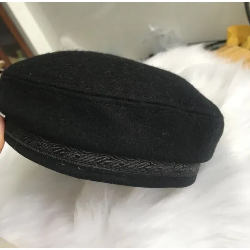 nón kết vải nỉ made in GREECE 972006