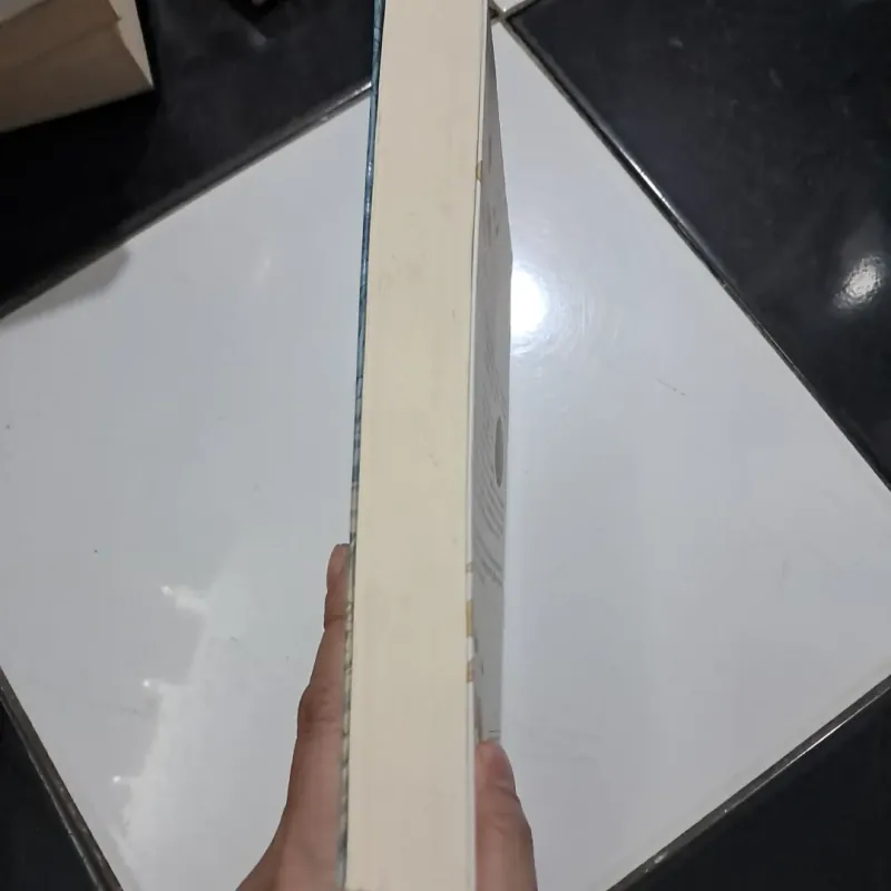 Mê cung bảy lối- kẻ vô danh 1003228