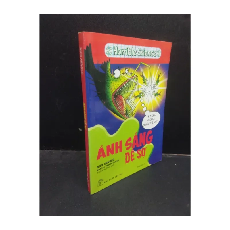 Ánh sáng dễ sợ Nick Arnold 2018 978614