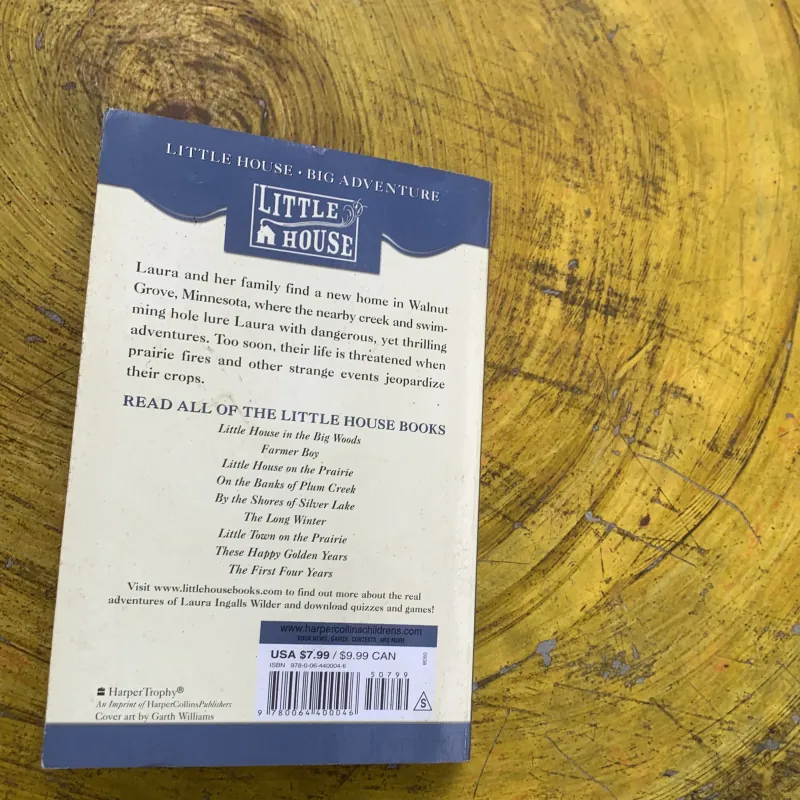 ON THE BANKS OF PLUM CREEK- LAURA INGALLS WILDER 762243