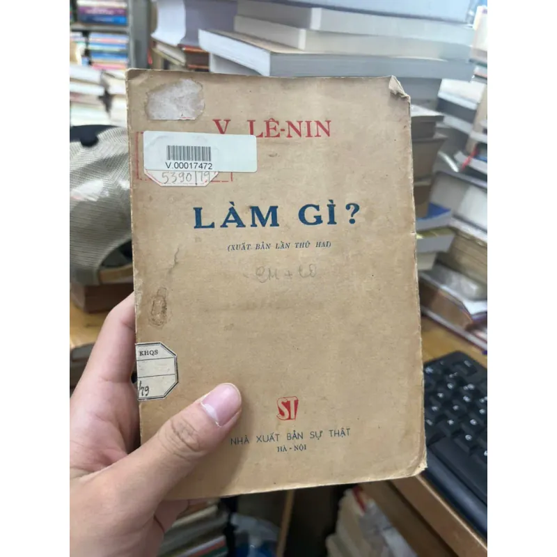 Làm gì ? [SV1] 713439