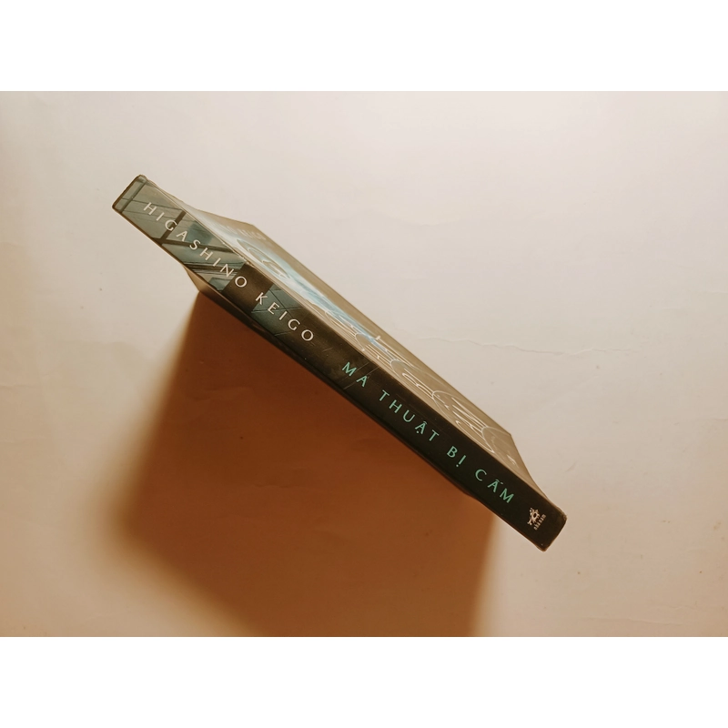 Ma Thuật Bị Cấm - Higashino Keigo

 492915