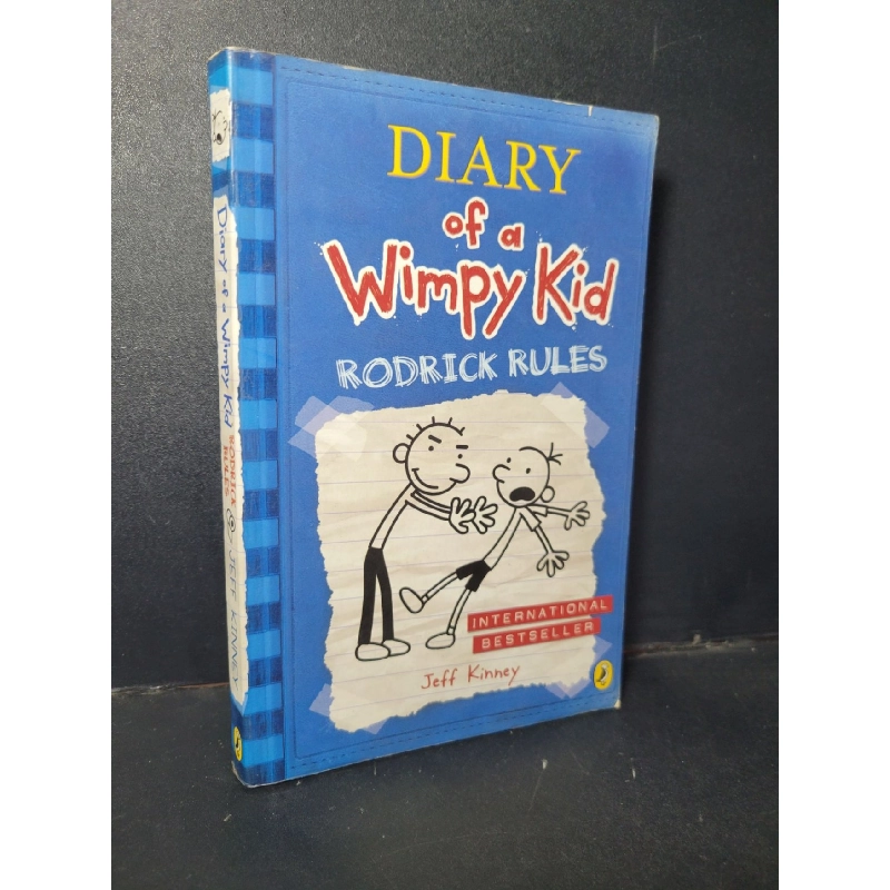 Diary of a wimpy kid Rodrick rules mới 70% bẩn nhẹ, ố vàng HCM1001 Jeff Kinney NGOẠI VĂN 918272
