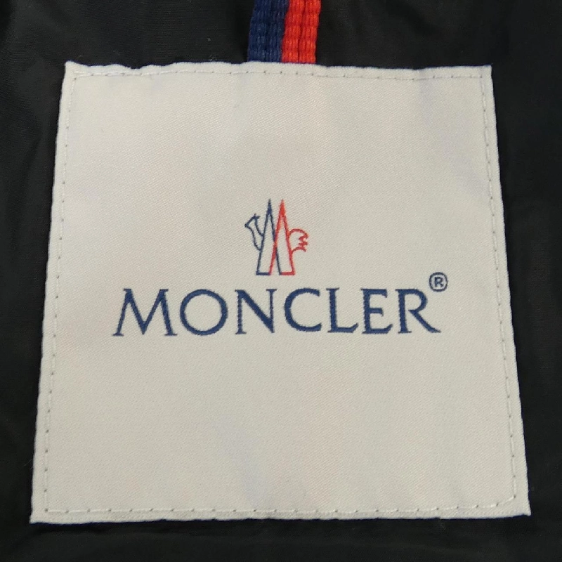 Áo khoác lông vũ MONCLER ACCENTEUR 630458
