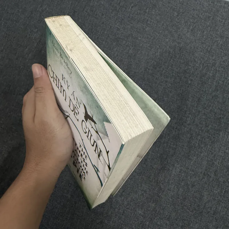 Kỳ án chim dẽ giun - Alan Bradley 754148